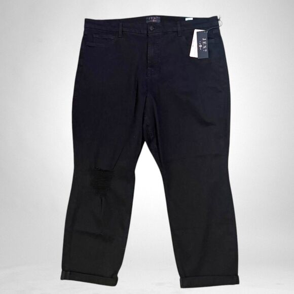 7 FOR ALL MANKIND Jen7 Women's Destructed Boyfriend Black Jeans NWT Size 20W - Picture 1 of 8